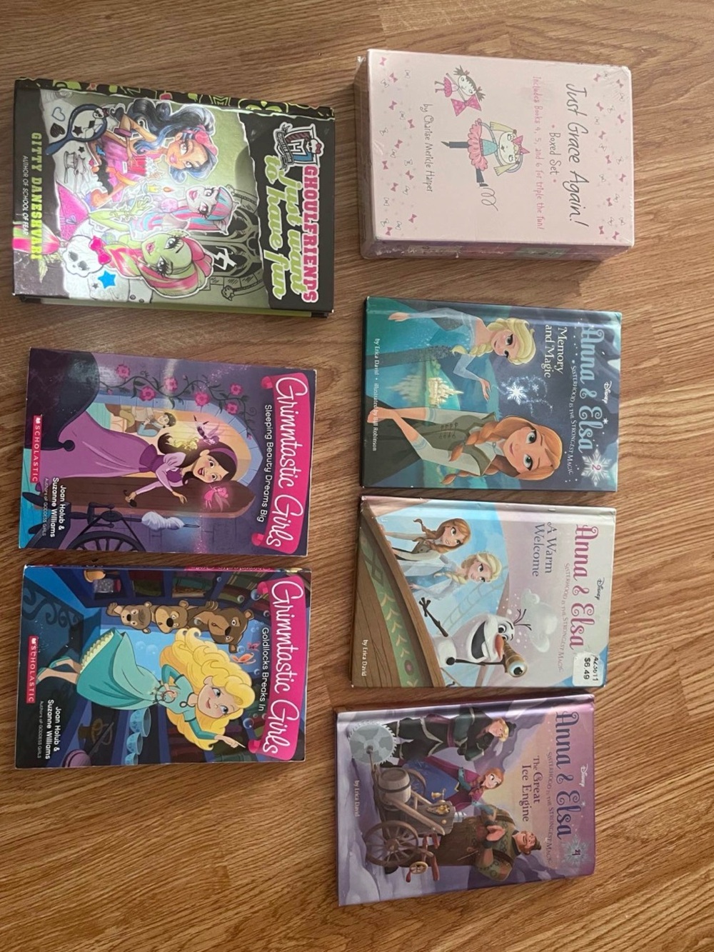 9 Disney Anna & Elsa  and other kids books